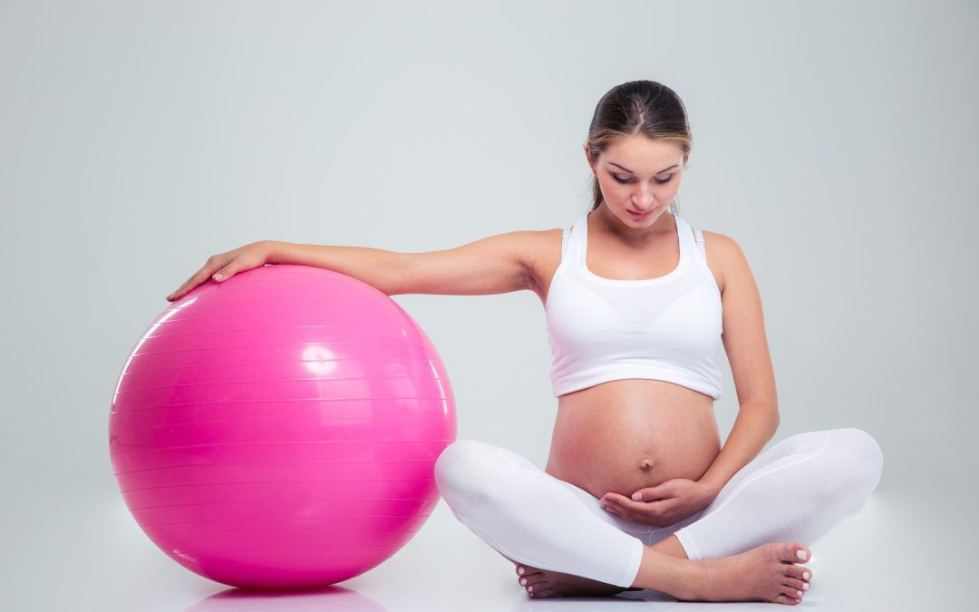 Pilates para embarazadas: beneficios, comparaciones y consejos para una experiencia segura y gratificante